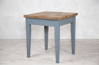 small-tapered-leg-table