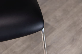 spitfire-dining-chair-black-seat