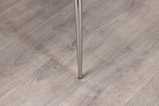 spitfire-dining-chair-black-leg