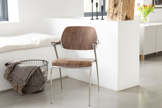 spitfire-walnut-lifestyle