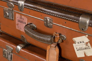 suitcase handle