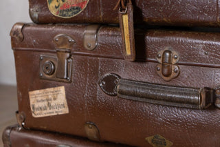 suitcase handle