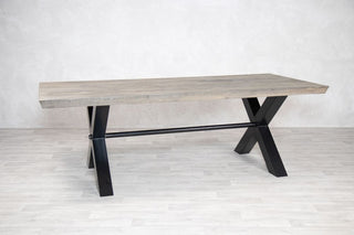 stamford-x-frame-black-base