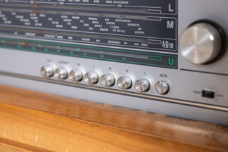 1970s-record-player-sideboard