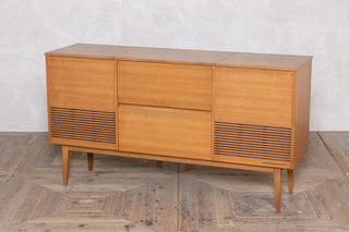 1970s-record-player-sideboard