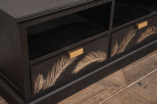 storage-unit-close-up