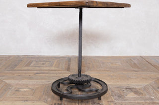 pine-top-cast-iron-cog-base-table-style-a