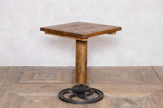 pine-top-cast-iron-cog-base-table-style-b