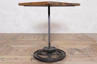 pine-top-cast-iron-cog-base-table-style-d