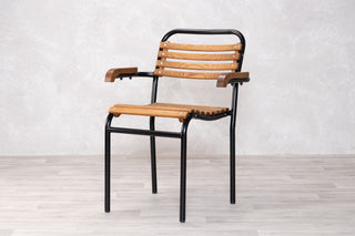 black-summer-chair-with-arms