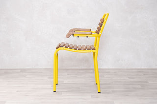 yellow-summer-chair-with-arms-side