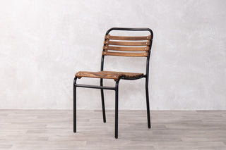 black-summer-outdoor-chair-front-angle