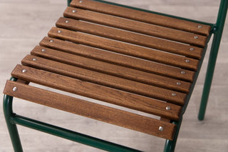 green-summer-outdoor-chair-close-up