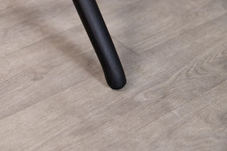 sycamore-coffee-leg-close-up-black