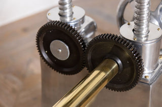 height-adjustable-industrial-table-base-close-up