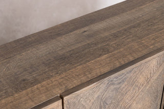 tiverton-oak-sideboard-three-door-silverback-top