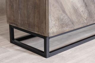 tiverton-oak-sideboard-four-door-silverback-base