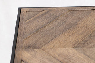 tiverton-silverback-oak-detail