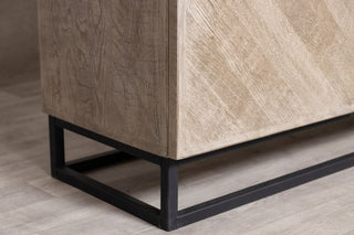 tiverton-oak-sideboard