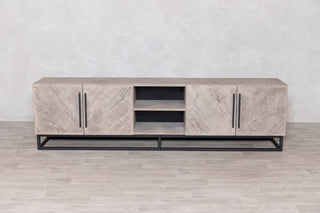 Tiverton Oak TV Unit Range