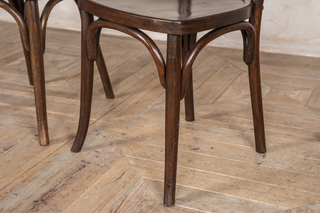 traditional restaurant chair