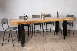 bar-table-with-stools