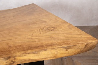 close-up-of-solid-wood-top