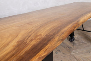 close-up-of-solid-wood-top