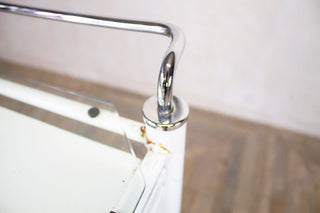 vintage-1950s-drinks-trolley-close-up