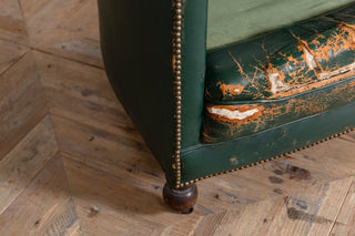 victorian-leather-tub-chair-close-up