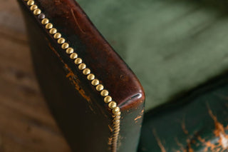 victorian-leather-tub-chair-close-up