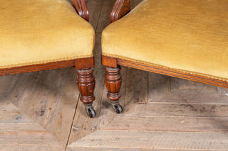 upholstered victorian chairs