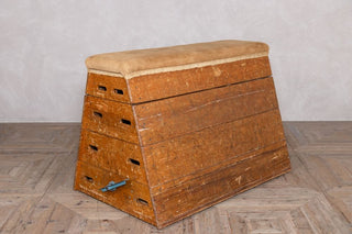 vaulting-box-style-d