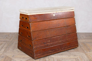 vaulting-box-style-a