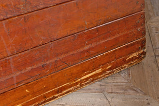 vaulting-box-style-b-close-up