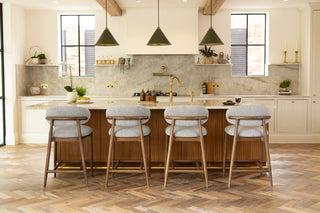 venice-stool-grey-lifestyle