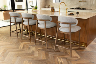 venice-stool-grey-lifestyle