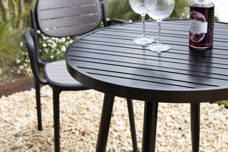 vienna-table-lifestyle