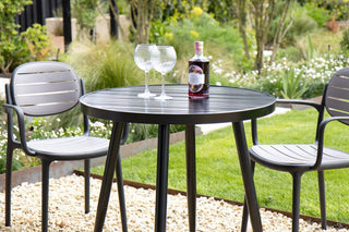 vienna-table-with-florida-chairs