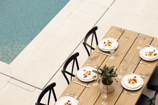 vienna-outdoor-aluminium-stacking-chairs-lifestyle