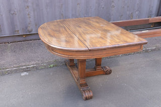 extra-large-victorian-mahogany-extending-table-close-up