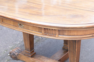 extra-large-victorian-mahogany-extending-table-close-up