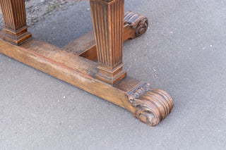 extra-large-victorian-mahogany-extending-table-close-up