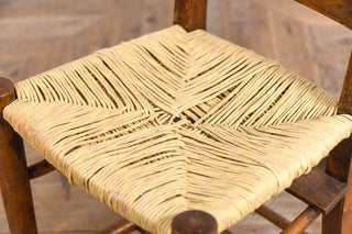 light-vintage-chapel-chairs-seat