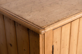 victorian-vintage-ribbed-pine-cupboard-top