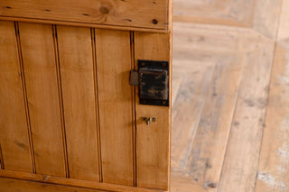victorian-vintage-ribbed-pine-cupboard