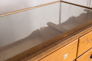 close-up-of-glass-top