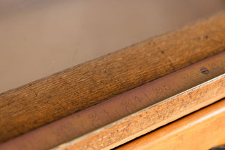 close-up-of-glass-top