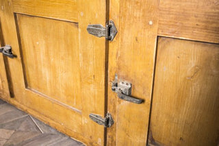 vintage drinks dispenser unit