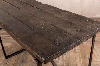 vintage feature table